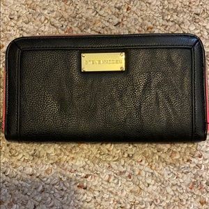 Steve Madden wallet